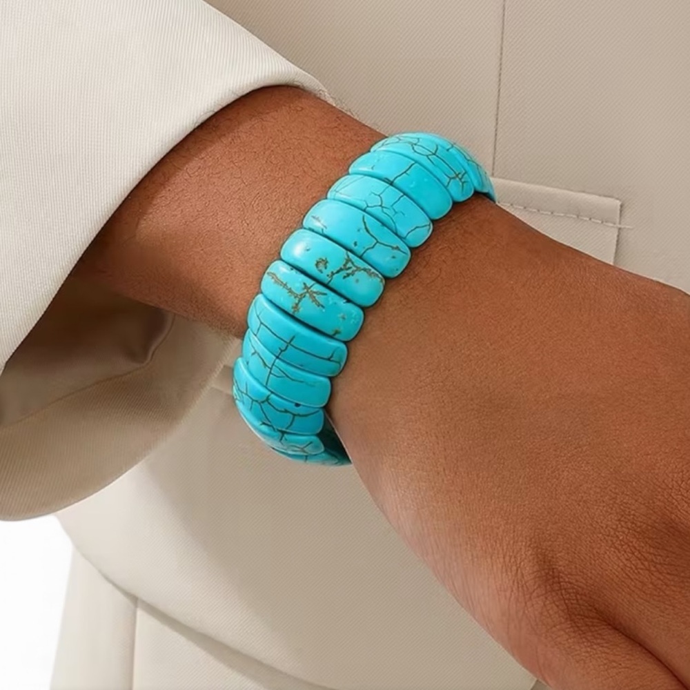 Bohemian Wide Bead Turquoise Stretch Bracelet NWOT